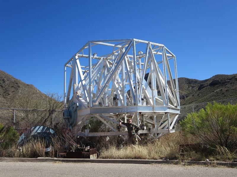 IMG_0796.JPG - The old MMTO telescope superstructure! Now rusting away in the desert.