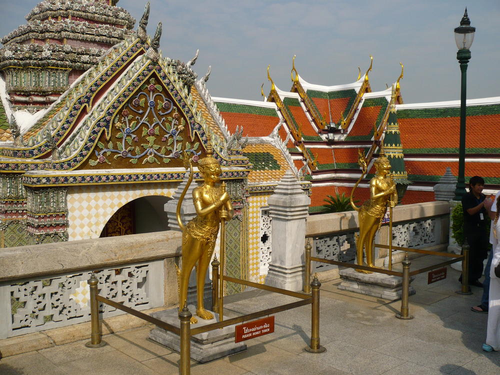 Temple guards